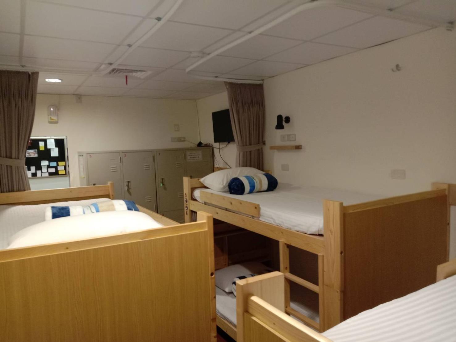 Temple Side Hostel Tainan Luaran gambar