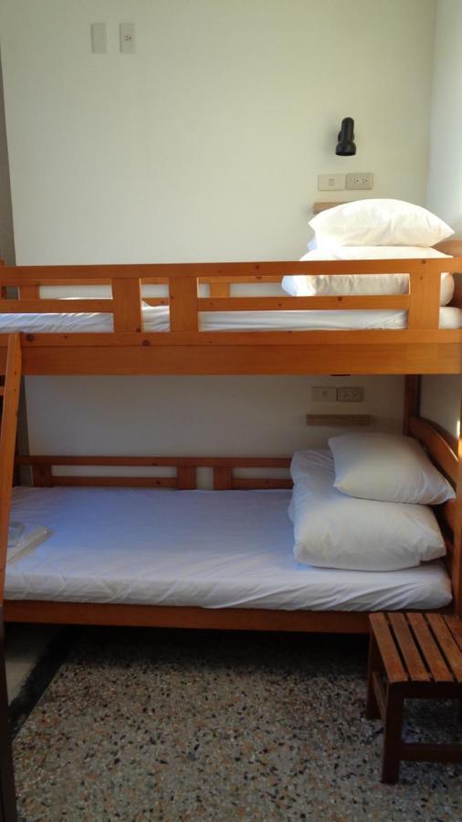 Temple Side Hostel Tainan Luaran gambar